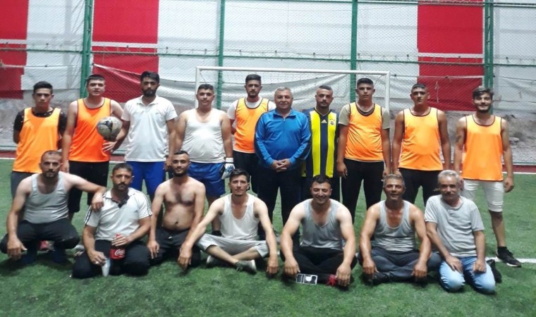 Altıntaşta halı futbol turnuvası