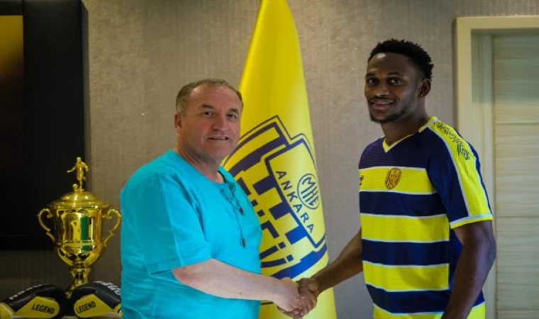 Ankaragücü, Renaldo Cephas ile 4 yıllık sözleşme imzaladı