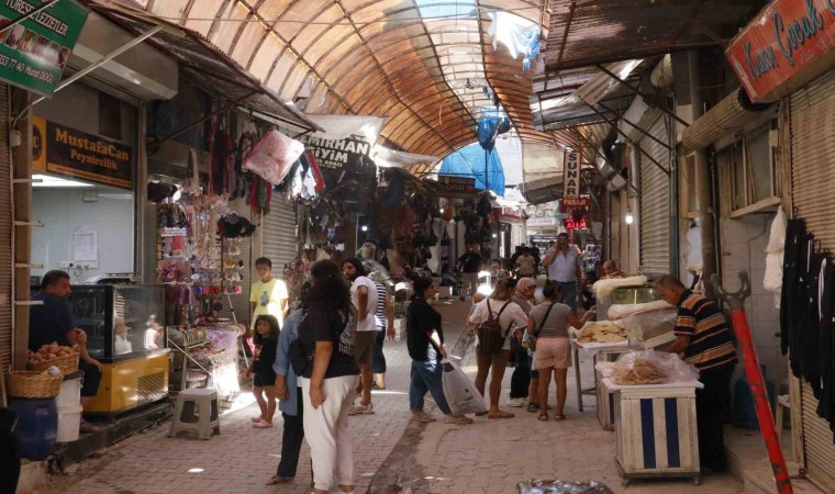 Antakyanın kalbi tarihi Uzun Çarşı esnafı ihtişamları günlerine dönüyor