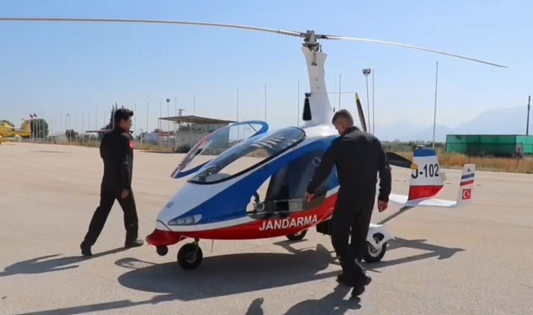 Antalyada ormanlık alanlar gyrocopter ile havadan denetlendi