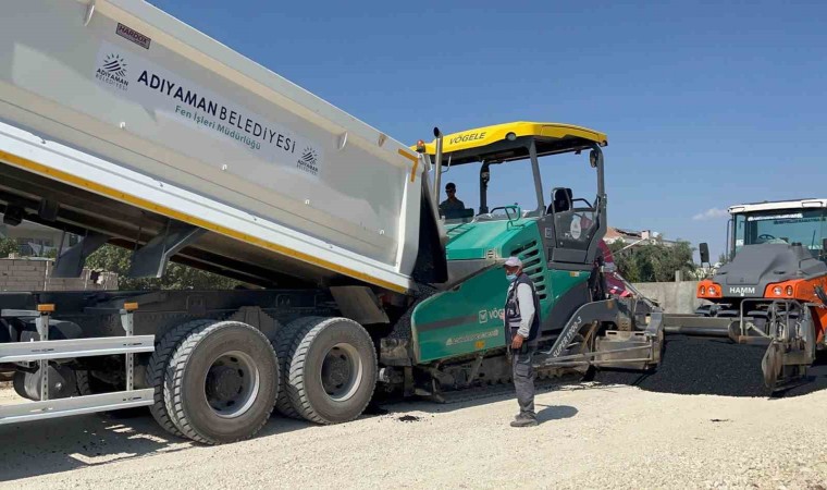 Asfaltlama çalışmaları aralıksız sürüyor