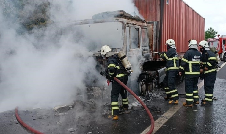 Ateş savaşçıları 330 olaya müdahale etti