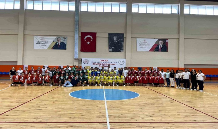 Aydındaki hentbol finalleri nefes kesti