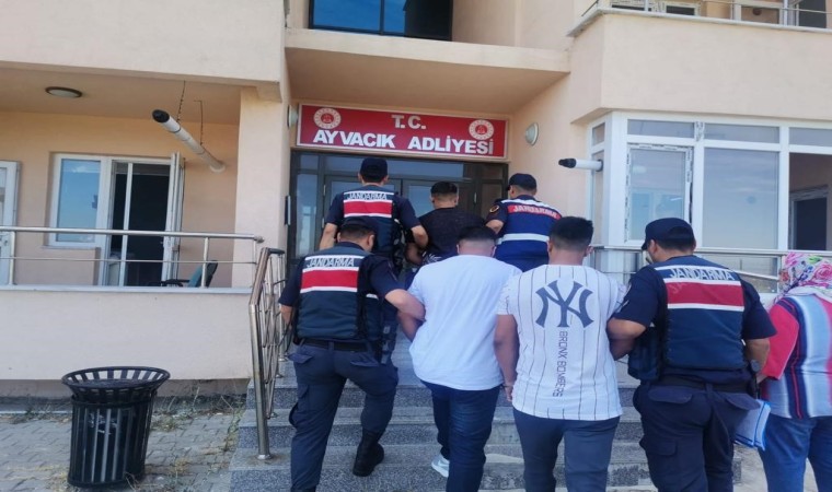 Ayvacıkta zeytinyağ çalan 3 şüpheli jandarma tarafından yakalandı