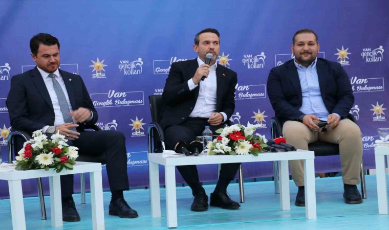 Bakan Bayraktar Vanda Şehir Buluşmaları programına katıldı