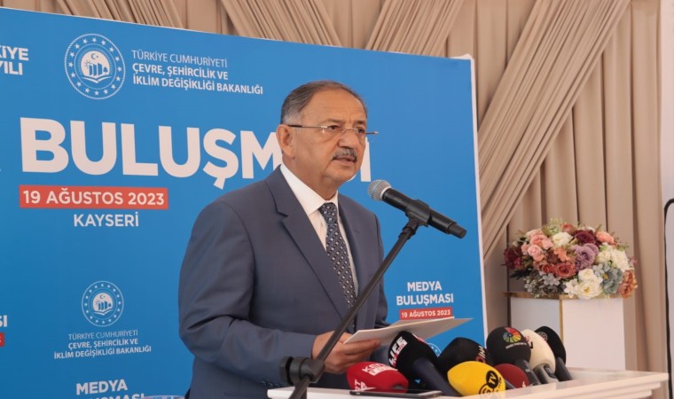 Bakan Özhaseki: İstanbulda 1 buçuk milyon bağımsız birim çok riskli gözüküyor. 600 bini ilk etapta yıkılacak konutlar olarak önümüzde duruyor