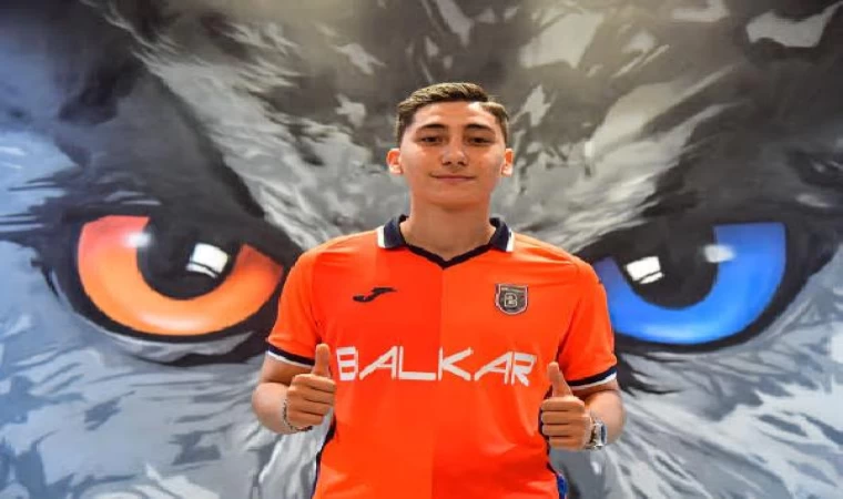 Başakşehir FK, Emirhan İlkhan’ı 1 yıllığına kiraladı