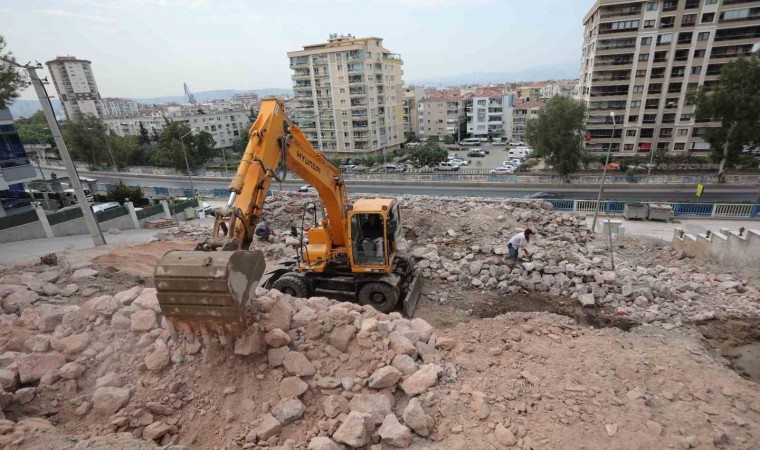 Bayraklıya yeni bir park daha