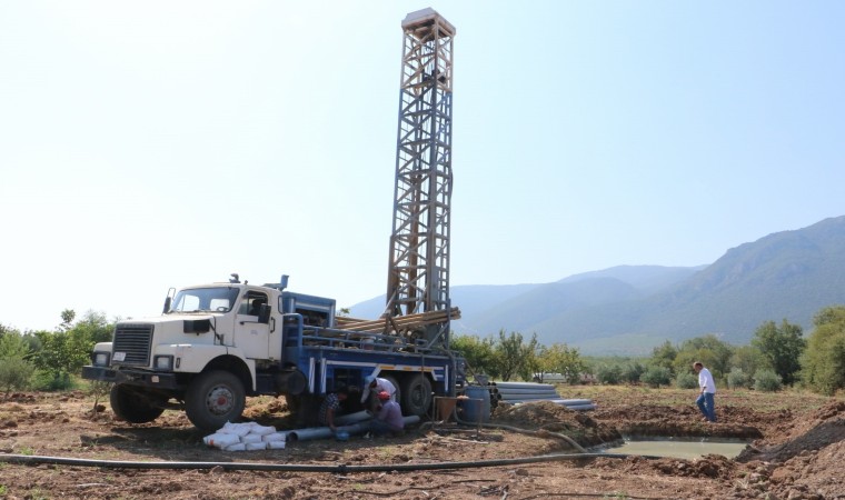 Bedeller Mahallesine yeterli su için sondaj çalışmaları devam ediyor