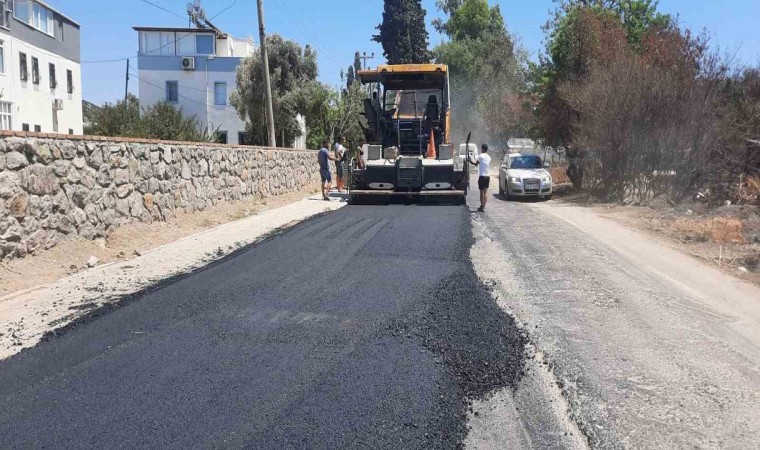 Bodrum Turgutreiste sıcak asfalt çalışması başladı