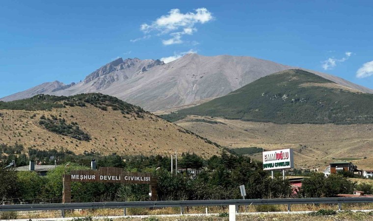 Borçluları üzen haber: Erciyesin karı eridi