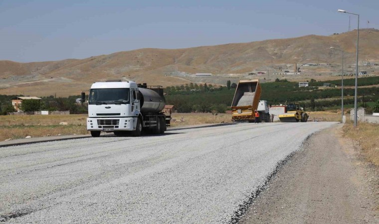 Bulgurlu Mahallesinde asfalt çalışması