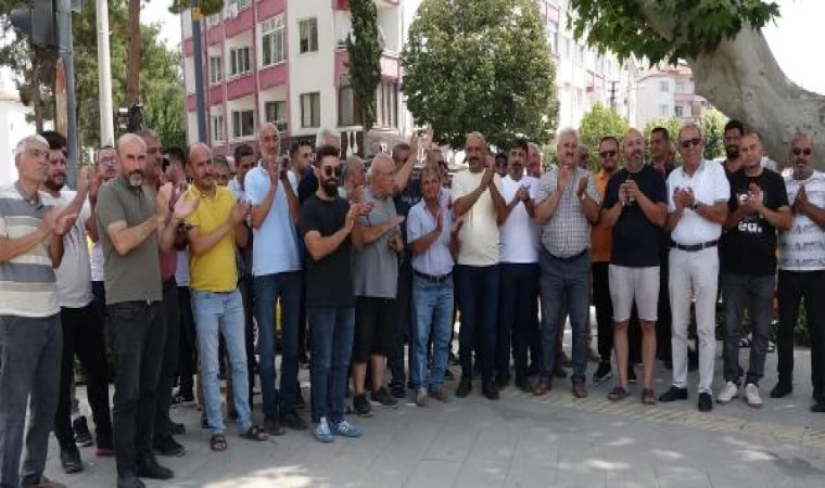 Burdur’da taksicilerden konvoylu eylem