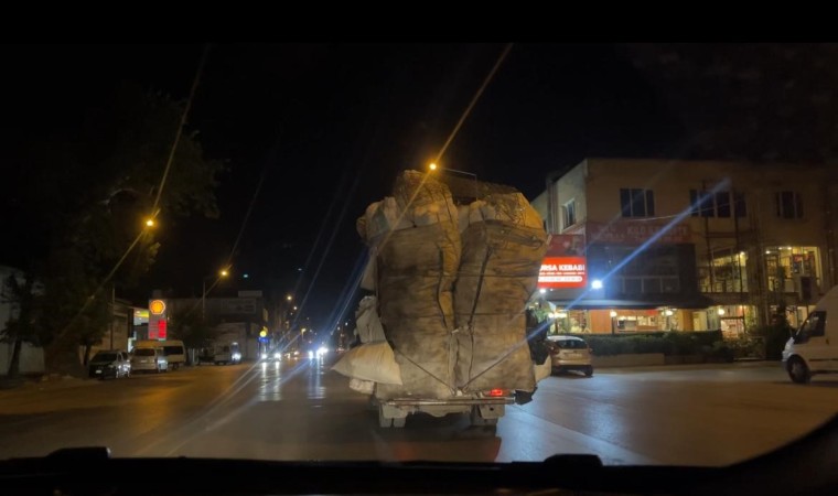 Bursada tehlikeli taşımacılık kamerada