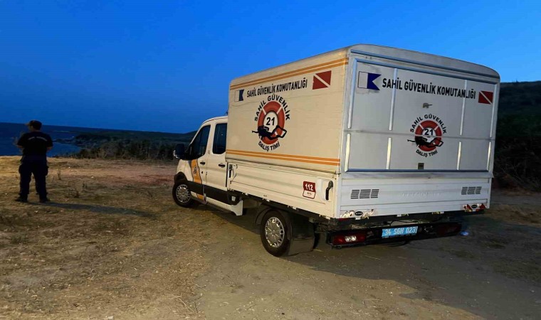 Büyükçekmecede tekneyle denize açılan kadın kayboldu, eşi kurtarıldı