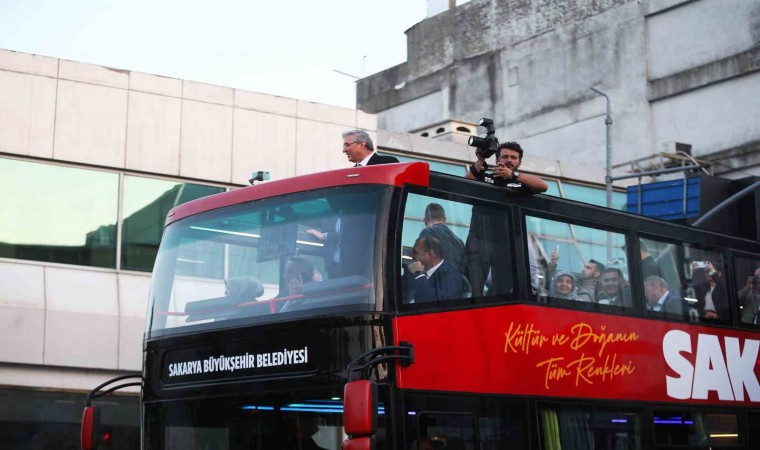 Büyükşehirin çift katlı otobüsü turlara başlıyor