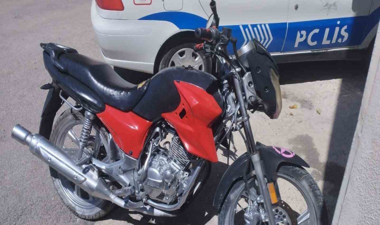 Çaldığı motosikletin rengini değiştiren hırsız yakalandı