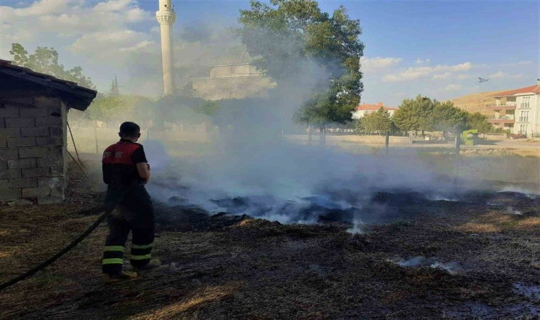 Çankırıda çıkan ot yangını kısa sürede söndürüldü