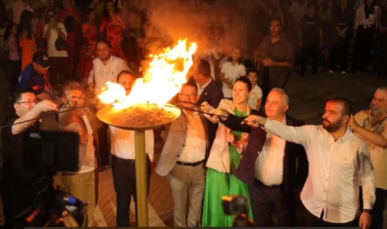 Çatalca’da Erguvan Festivali başladı