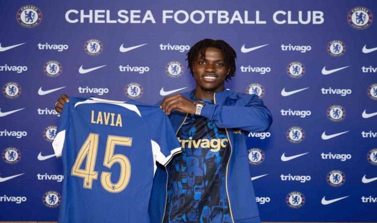 Chelsea, Romeo Laviayı 7 yıllığına kadrosuna kattı