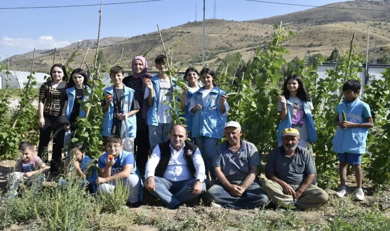 Çocuklar Eko-Köyde tarım hakkında bilgilendirildi