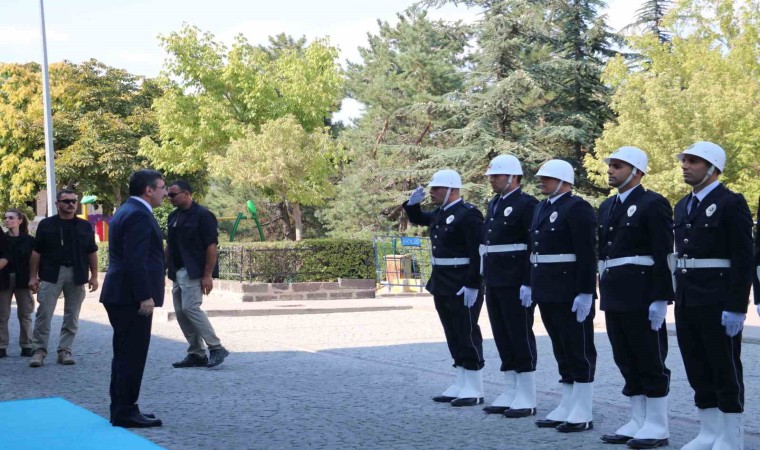 Cumhurbaşkanı Yardımcısı Yılmaz Afyonkarahisarda