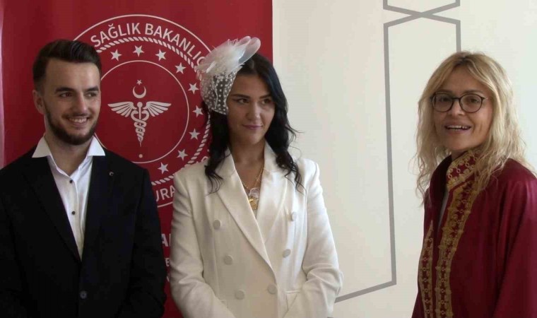 Damat taburcu olamayınca nikah hastanede kıyıldı