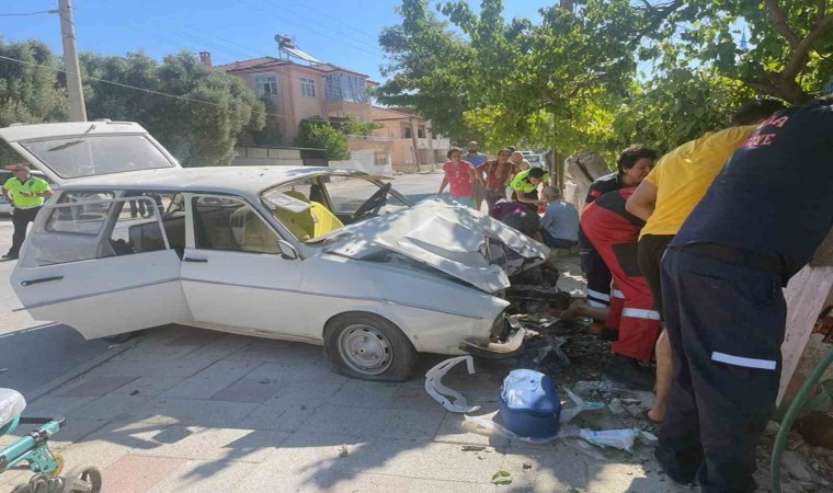 Direk ile araç arasında kaldı, bacağı koptu