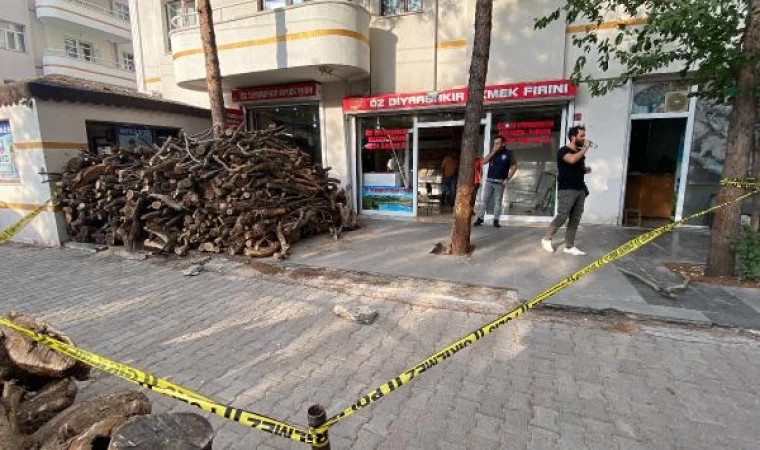 Diyarbakır’da fırında silahlı ve bıçaklı ’borç ekmek’ kavgasında baba- oğul yaralandı