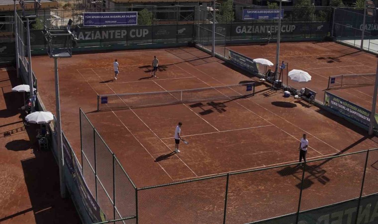 Doğu ve Güneydoğu Anadolu Tenis Takım Şampiyonası Gaziantepte başladı