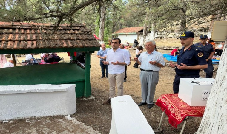 Domaniçte Ebe Ana Sultan Türbesinde anma töreni