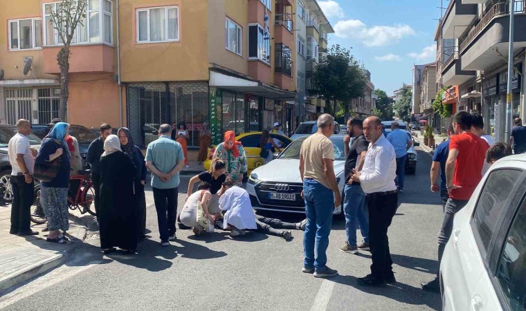 Düzcede otomobil ile çarpışan motosikletteki kurye yaralandı