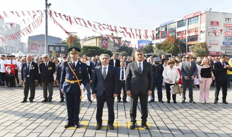 Esenyurtta 30 Ağustos Zafer Bayramı dolayısıyla tören gerçekleştirildi