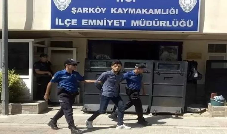 Evinde uyuşturucuyla yakalanıp, tutuklandı