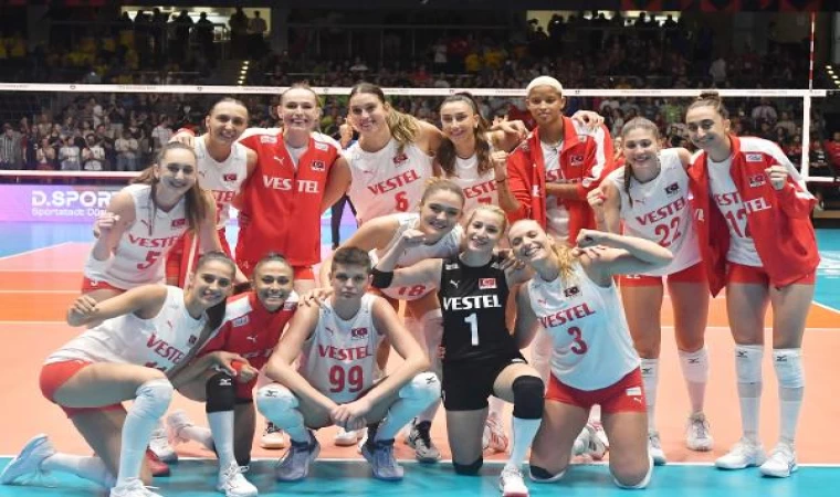 Filenin Sultanları, Avrupa Voleybol Şampiyonası’nda 3’te 3 yaptı