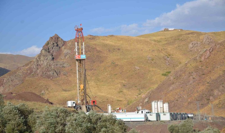 Gabar ve Cudi Dağlarından sonra Kato Dağı ve Faraşin Yaylasında petrol arama çalışması başladı