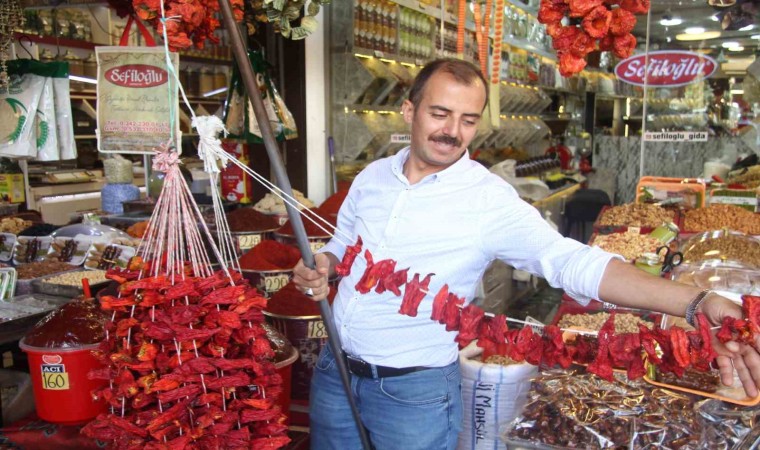 Gaziantepte yeni mahsul kurutmalıklar tezgaha inmeye başladı