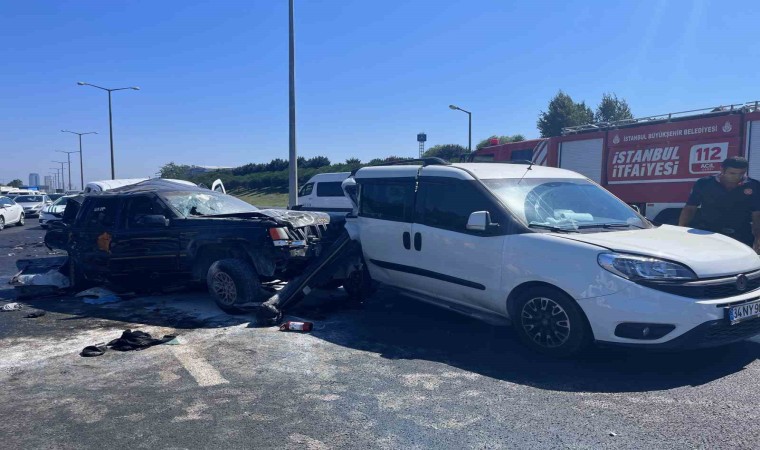 Hadımköy TEMde zincirleme kaza: 3 yaralı