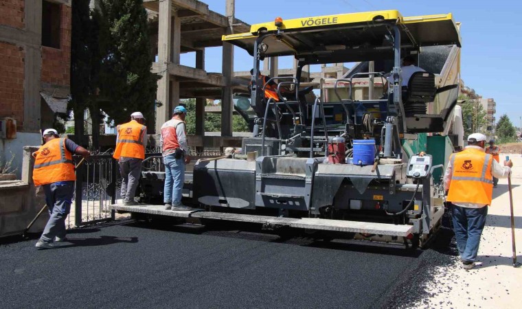 Haliliyede sıcak asfalt çalışmaları devam ediyor