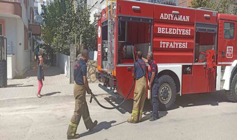 İkamet yangını korkuttu