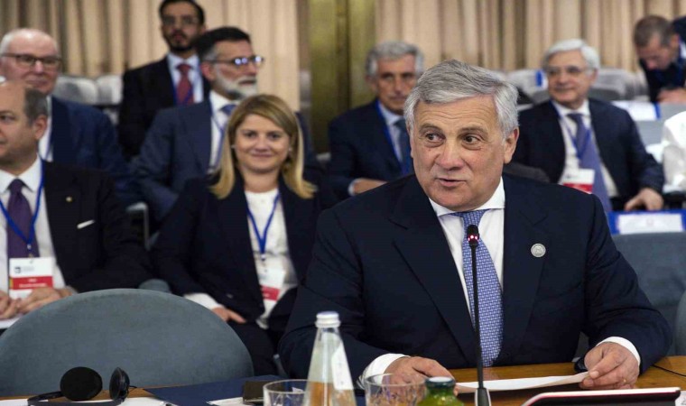 İtalya Dışişleri Bakanı Tajani: Kaddafinin öldürülmesine izin vermek ciddi bir hataydı