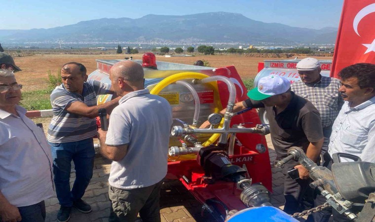 İzmir ve Manisalı muhtarlara orman yangını için su tankı teslim edildi