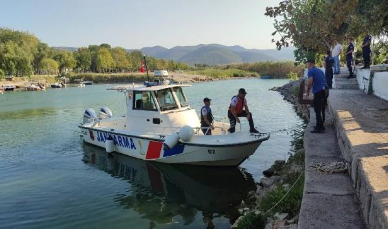 İznik Gölü’nde kaybolan yüzme hakemi aranıyor