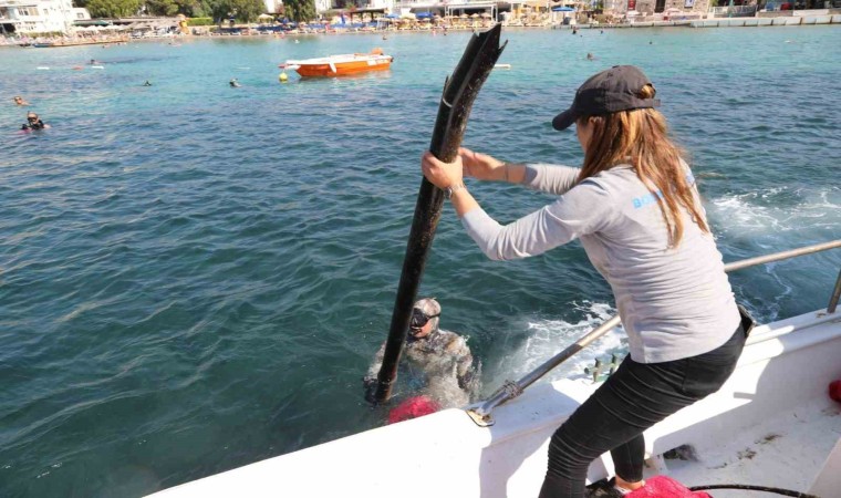 Kadıkalesi ve Akyarlarda deniz dibi temizliği