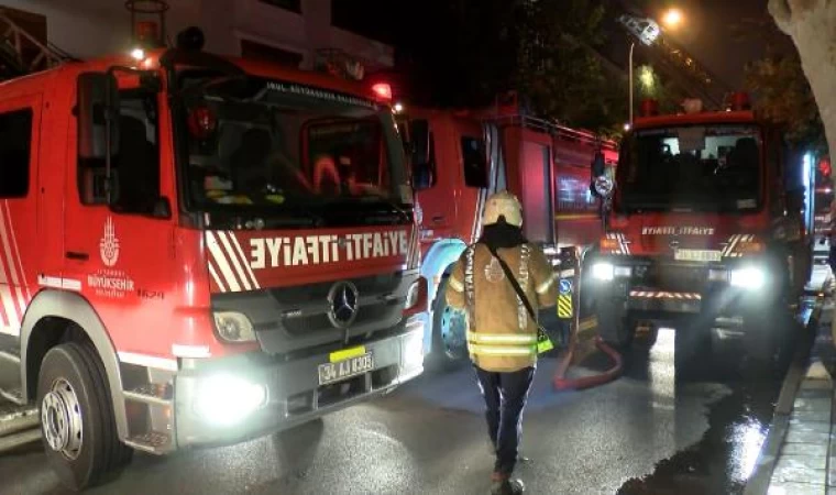 Kadıköy’de 3 katlı binada yangın: 1 ölü, 2 yaralı