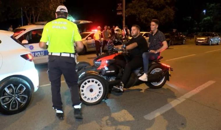 Kadıköy’deki denetimlerde 144 sürücü, 271 bin 27 TL ceza yedi