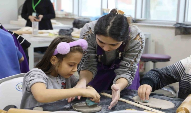 Kadın ve çocuk için açılan atölyelerde başvurular başladı