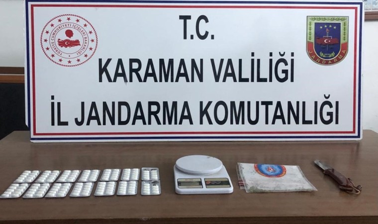 Karamanda mısır tarlasına kenevir eken 2 kişi tutuklandı