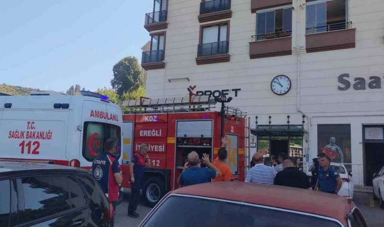 Kdz.Ereğlide 7 katlı apartmanda çıkan yangın korkuttu