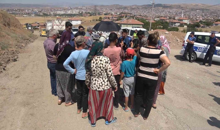 Kırıkkalede bir mahalle daha ayaklandı, kadınlar sokağı kapattı: İddialar şoke etti